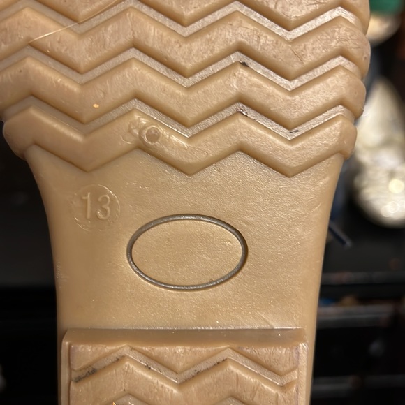 Boots - Picture 6 of 6